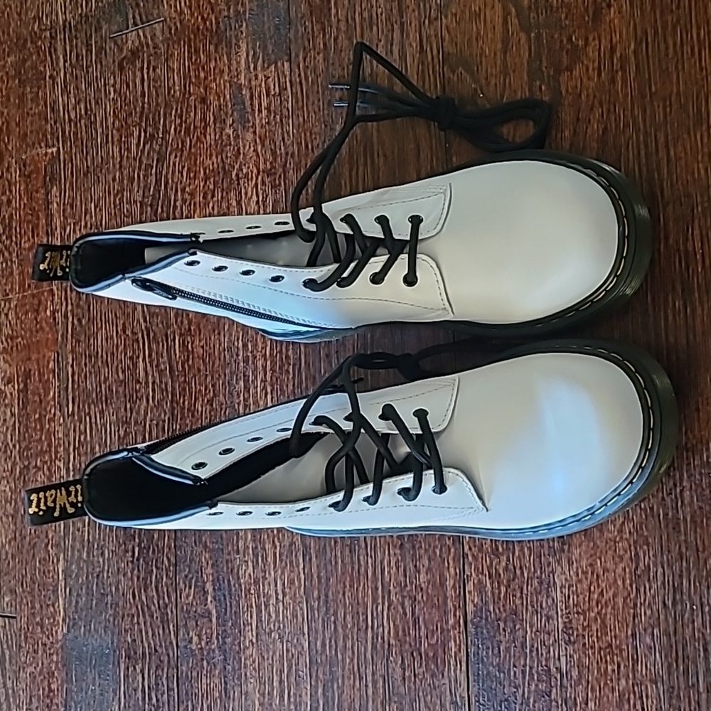 Kids or Women Dr Martens